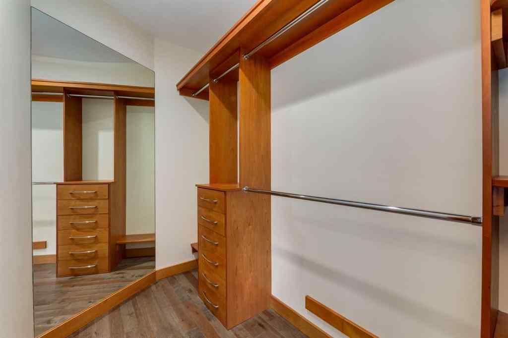 MLS® A2249748 - 51 Signal Hill Mews SW in Signal Hill Calgary, Residential