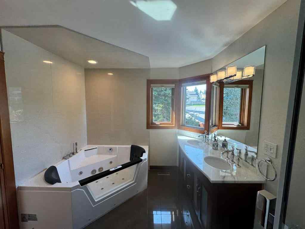 MLS® A2249748 - 51 Signal Hill Mews SW in Signal Hill Calgary, Residential