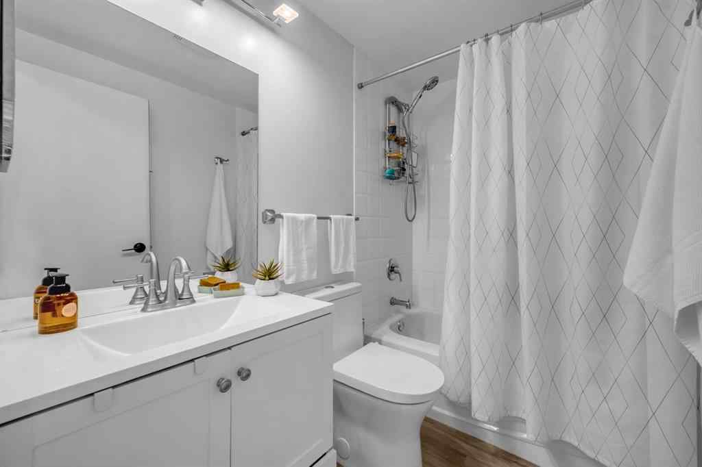 MLS® A2249756 - 30 Sunhurst Crescent SE in Sundance Calgary, Residential