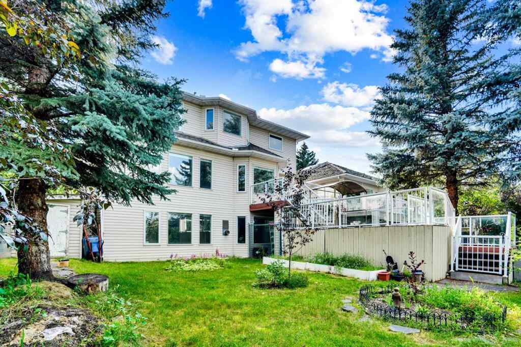 MLS® A2249760 - 134 Diamond Drive SE in Diamond Cove Calgary, Residential