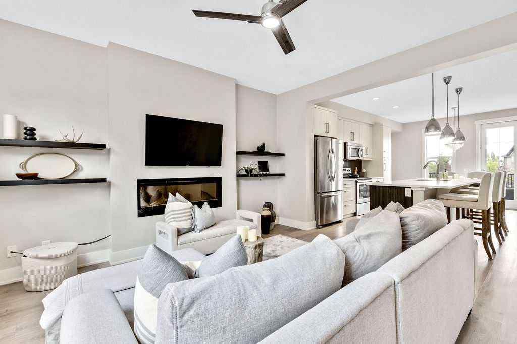 MLS® A2249761 - 44 Quarry Lane SE in Douglasdale/Glen Calgary, Residential