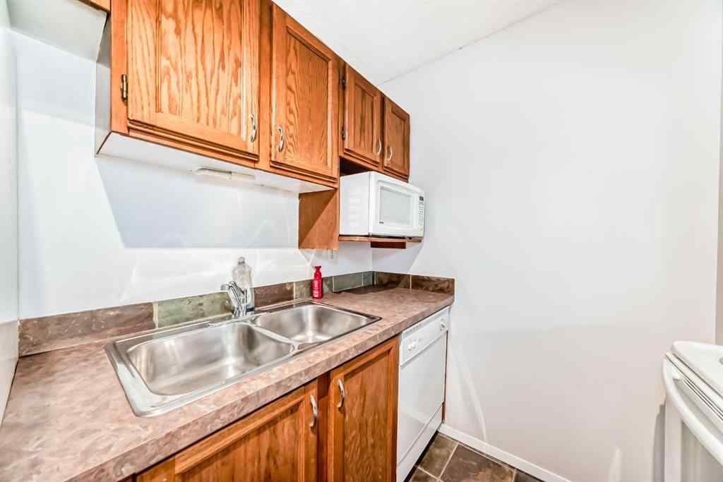 MLS® A2249766 - Unit #301 235 15 Avenue SW in Beltline Calgary, Residential