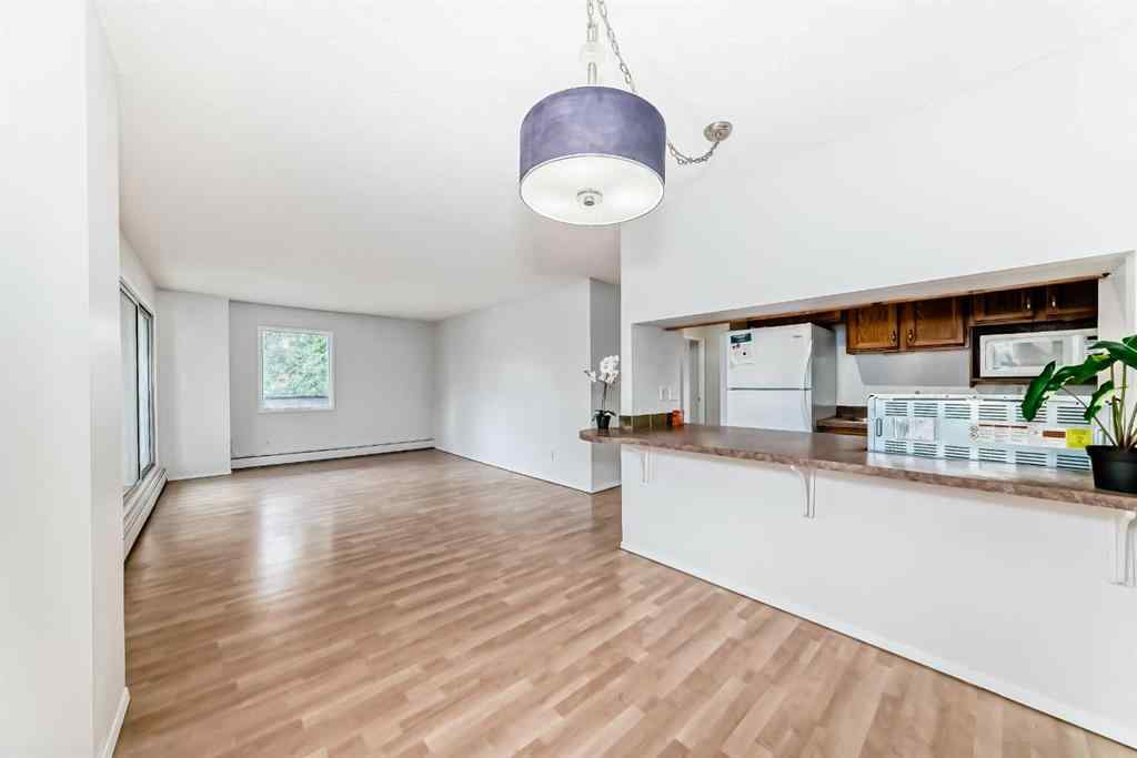 MLS® A2249766 - Unit #301 235 15 Avenue SW in Beltline Calgary, Residential