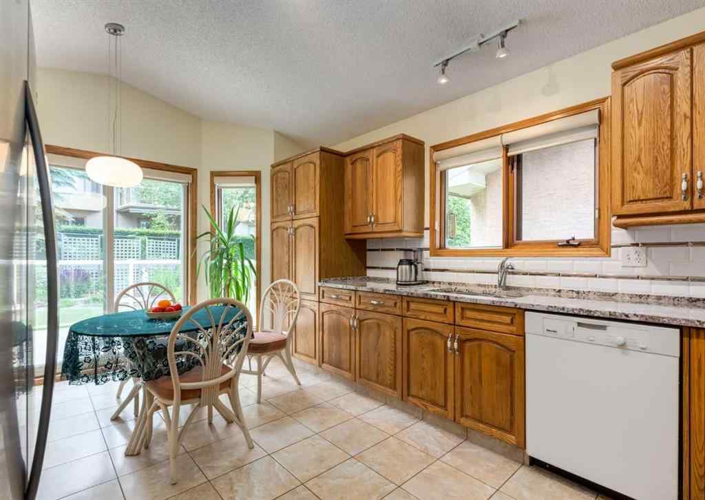 MLS® A2249772 - 206 Hawkside Mews NW in Hawkwood Calgary, Residential