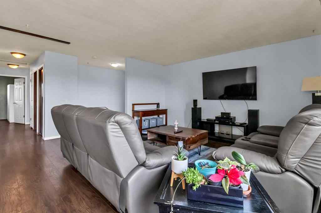 MLS® A2249785 - 4040 Marbank Drive NE in Marlborough Calgary, Residential