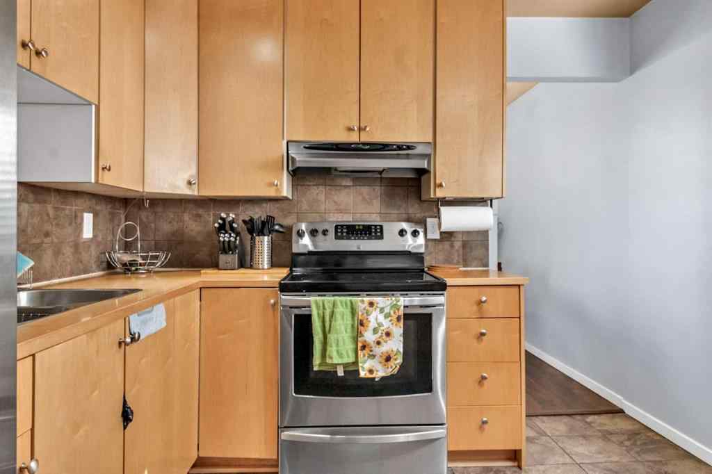 MLS® A2249785 - 4040 Marbank Drive NE in Marlborough Calgary, Residential
