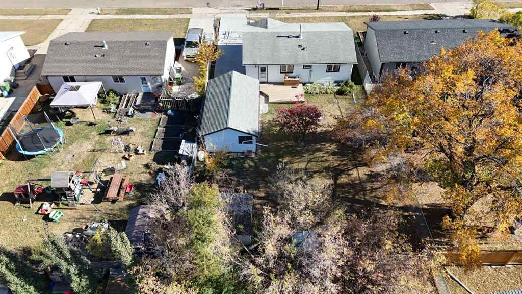 MLS® A2249791 - 3312 48 Avenue  in Aurora Lloydminster, Residential