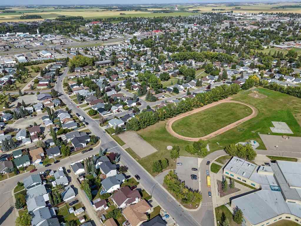 MLS® A2249792 - 6017 Ash Street  in NONE Olds, Residential