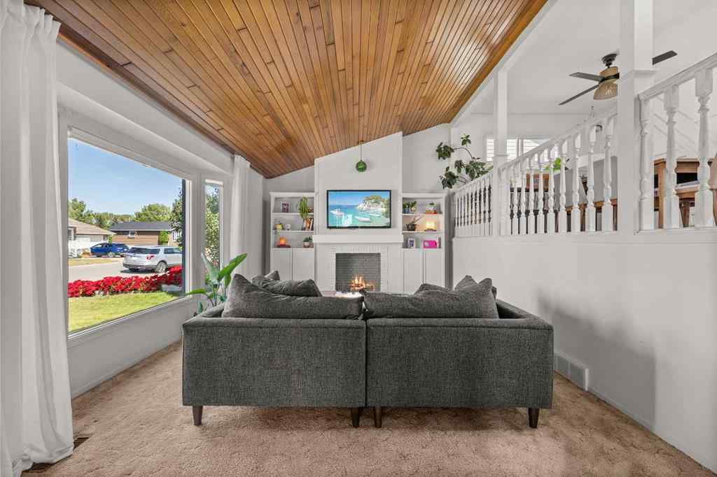 MLS® A2249792 - 6017 Ash Street  in NONE Olds, Residential