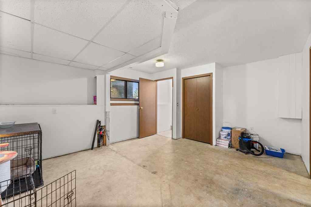 MLS® A2249792 - 6017 Ash Street  in NONE Olds, Residential
