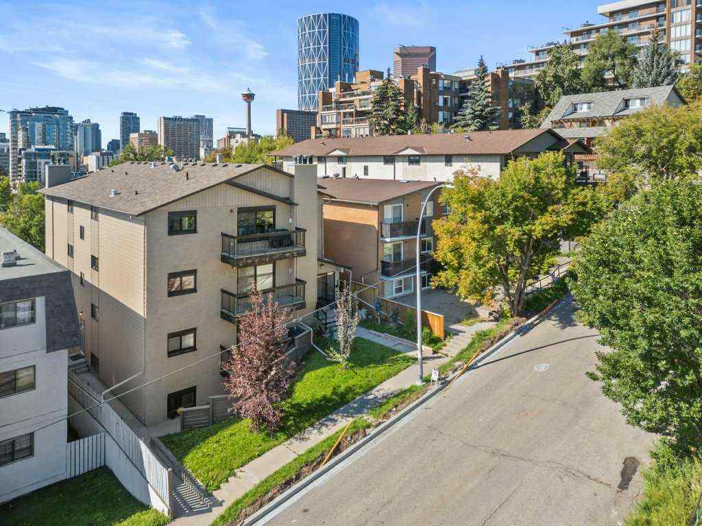MLS® A2249794 - Unit #303 409 1 Avenue NE in Crescent Heights Calgary, Residential