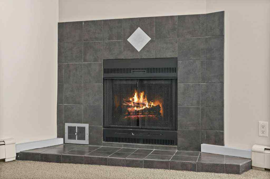MLS® A2249794 - Unit #303 409 1 Avenue NE in Crescent Heights Calgary, Residential