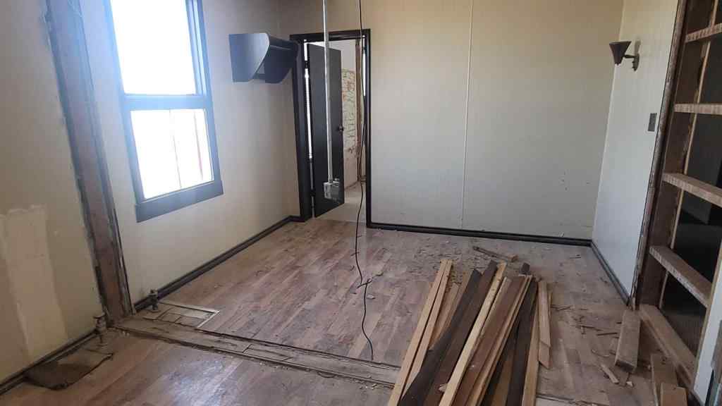 MLS® A2249801 - 4918 50 Avenue  in NONE Castor, Commercial