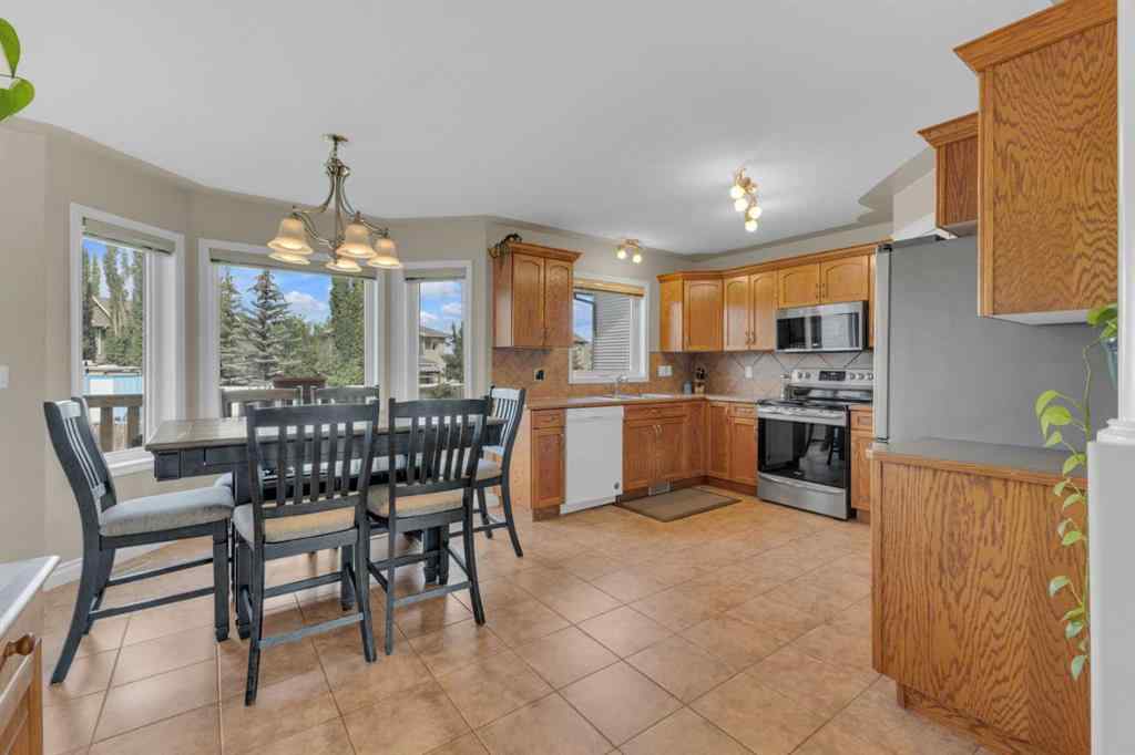 MLS® A2249804 - 37 Reynolds Road  in Ryders Ridge Sylvan Lake, Residential
