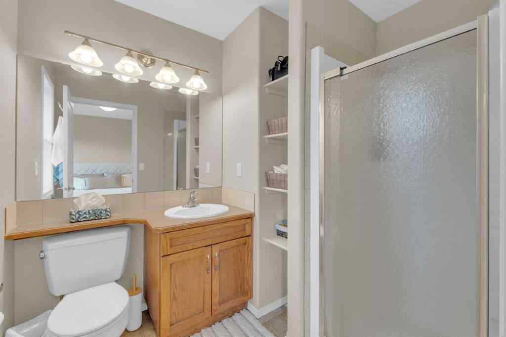 MLS® A2249804 - 37 Reynolds Road  in Ryders Ridge Sylvan Lake, Residential