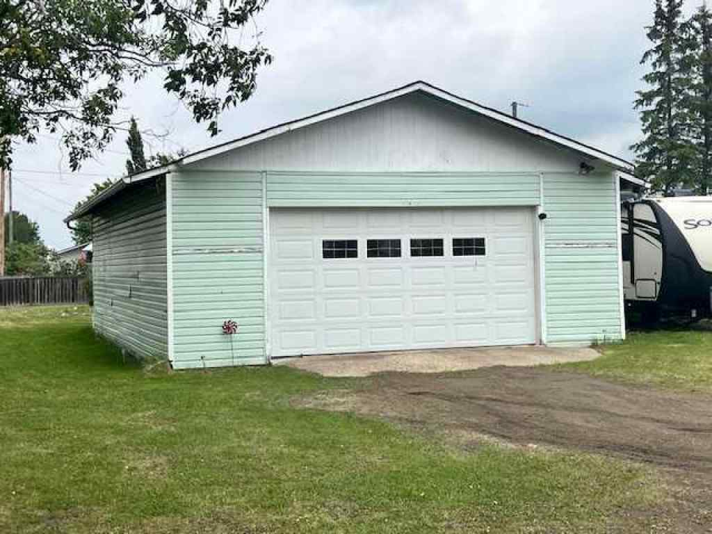 MLS® A2249811 - 4832 51 Avenue  in Millet Millet, Land