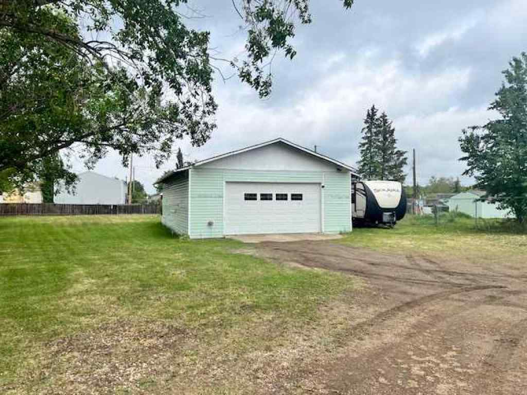 MLS® A2249811 - 4832 51 Avenue  in Millet Millet, Land
