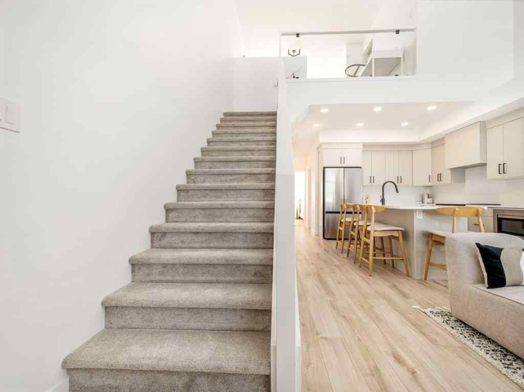 MLS® A2249816 - 2933 47 Street S in Discovery Lethbridge, Residential