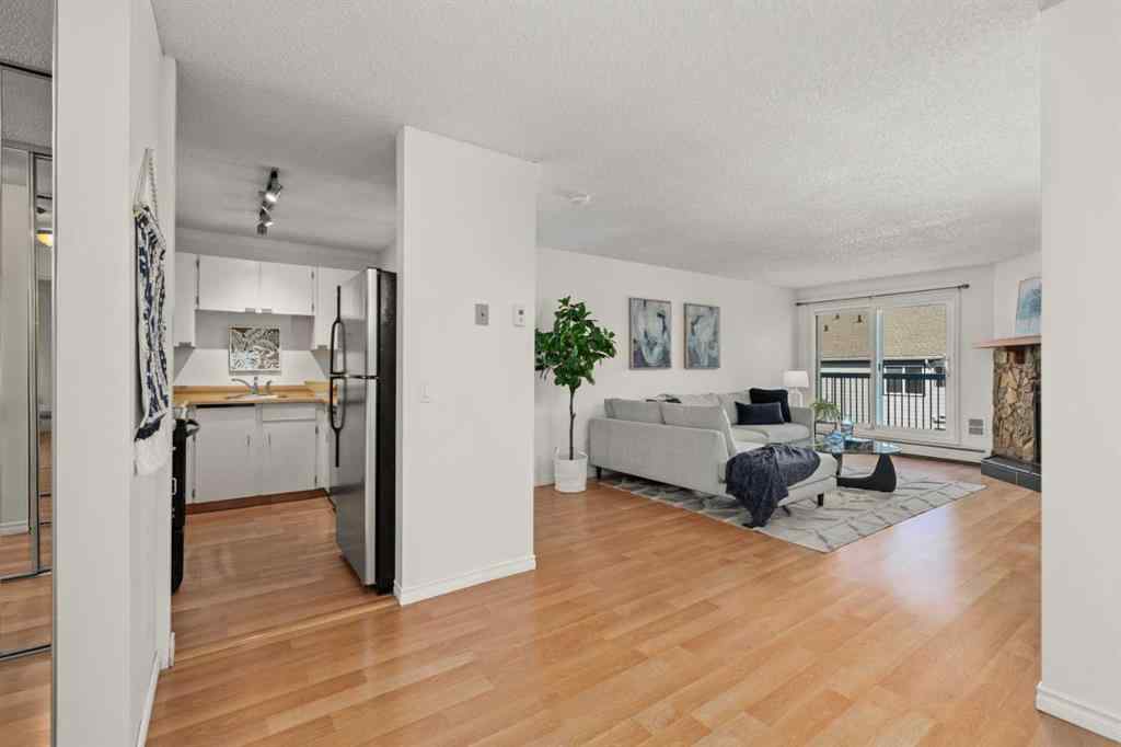 MLS® A2249827 - Unit #2465 70 Glamis Drive SW in Glamorgan Calgary, Residential