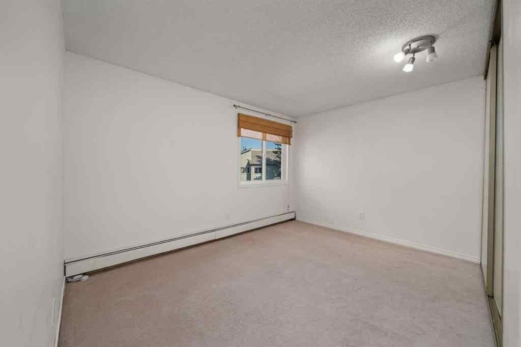 MLS® A2249827 - Unit #2465 70 Glamis Drive SW in Glamorgan Calgary, Residential