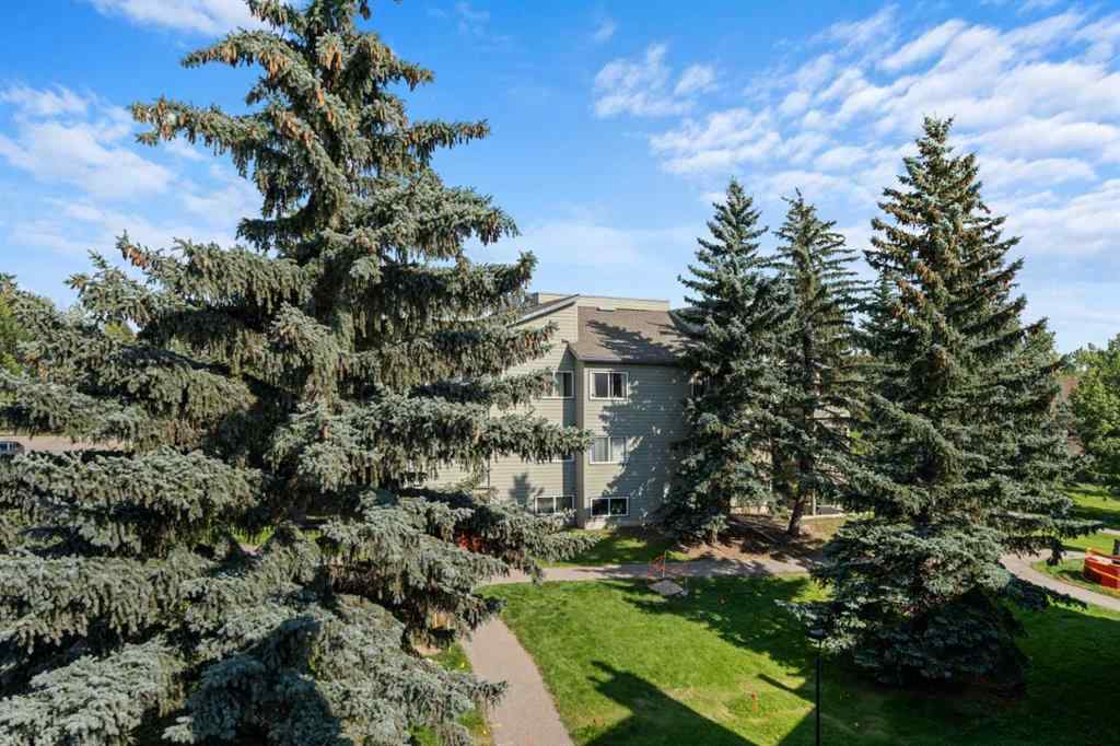 MLS® A2249827 - Unit #2465 70 Glamis Drive SW in Glamorgan Calgary, Residential