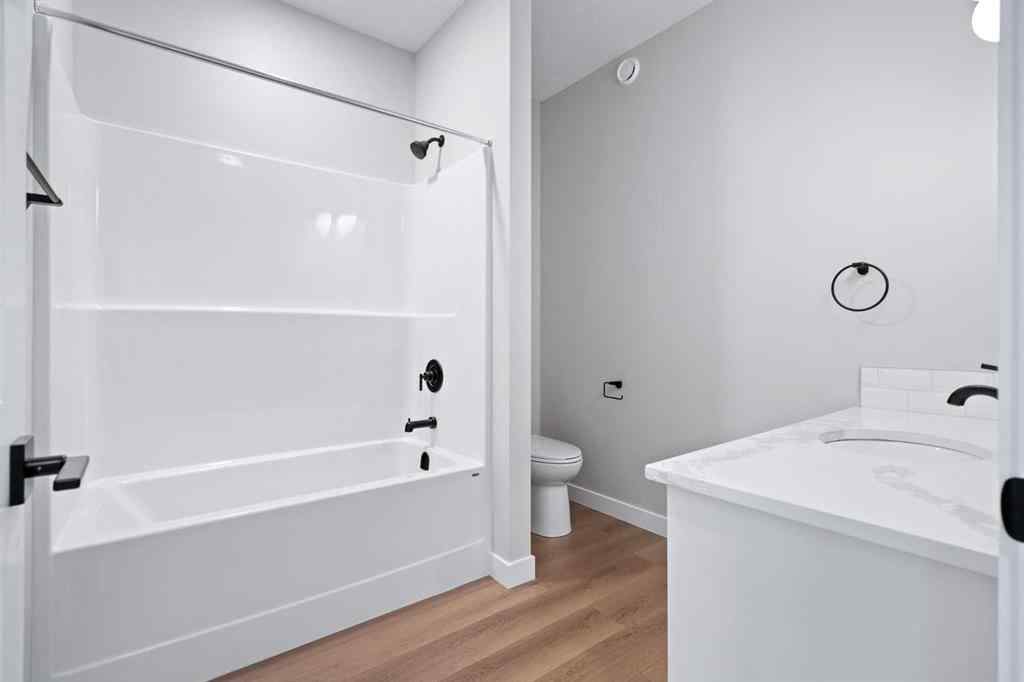 MLS® A2249830 - 6004 13 Street  in Lakeside Lloydminster, Residential