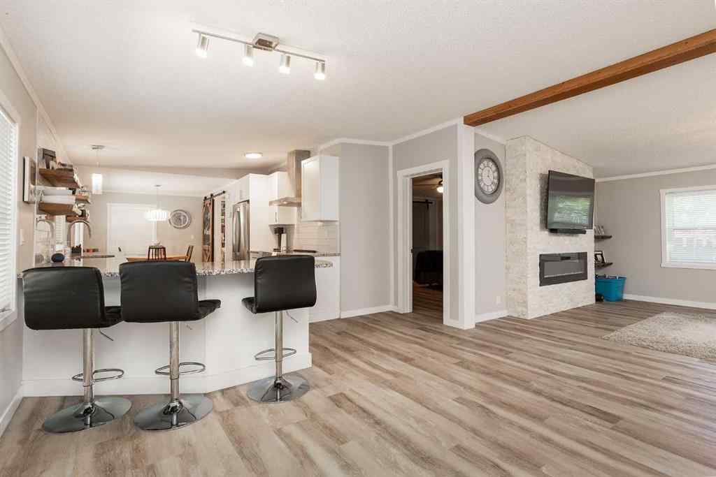 MLS® A2249831 - 2931 29 Avenue S in Parkbridge Estates Lethbridge, Mobile