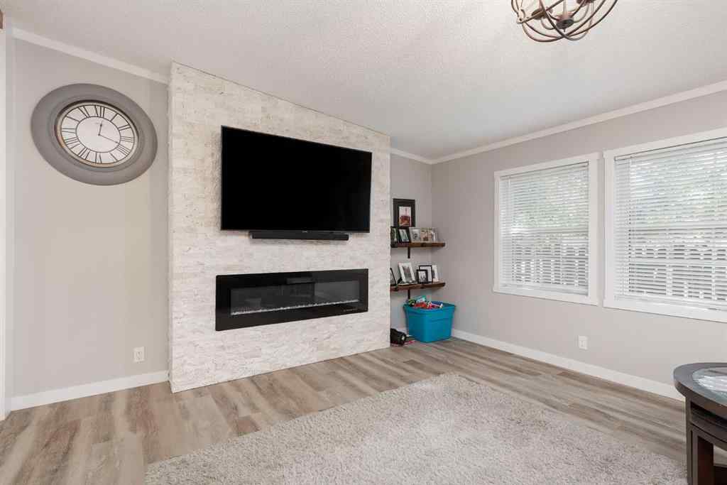 MLS® A2249831 - 2931 29 Avenue S in Parkbridge Estates Lethbridge, Mobile
