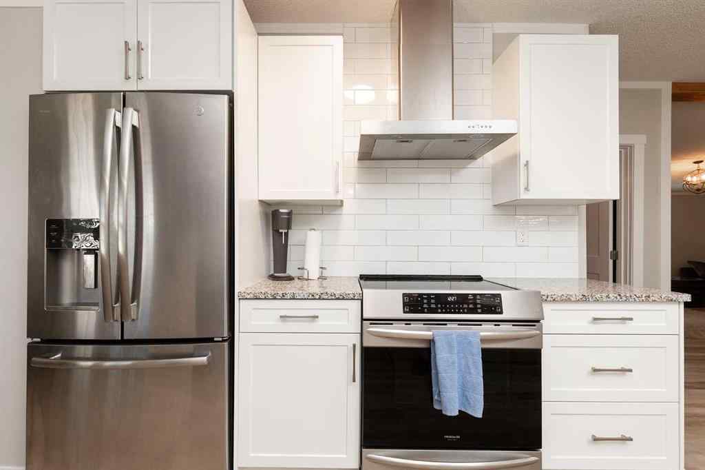 MLS® A2249831 - 2931 29 Avenue S in Parkbridge Estates Lethbridge, Mobile