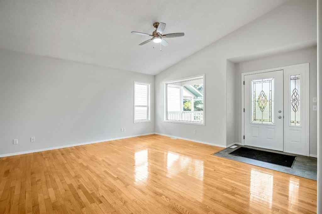 MLS® A2249833 - 1709 4 Avenue SE in Sunshine Meadow High River, Residential