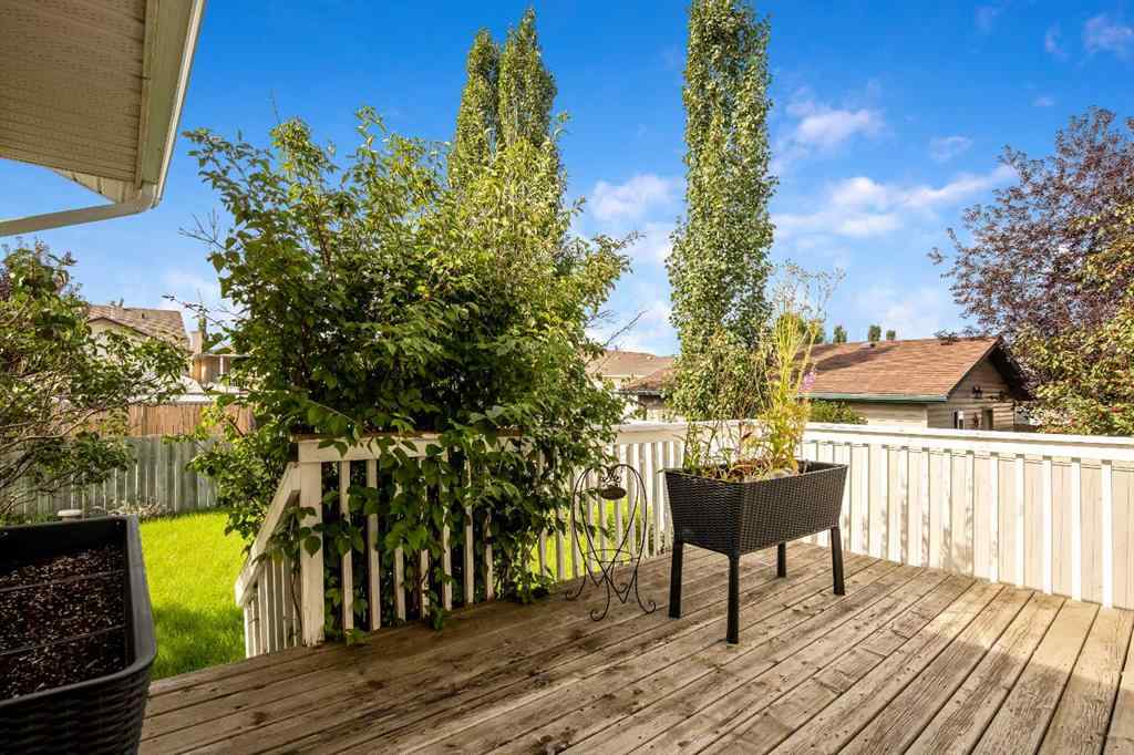 MLS® A2249833 - 1709 4 Avenue SE in Sunshine Meadow High River, Residential