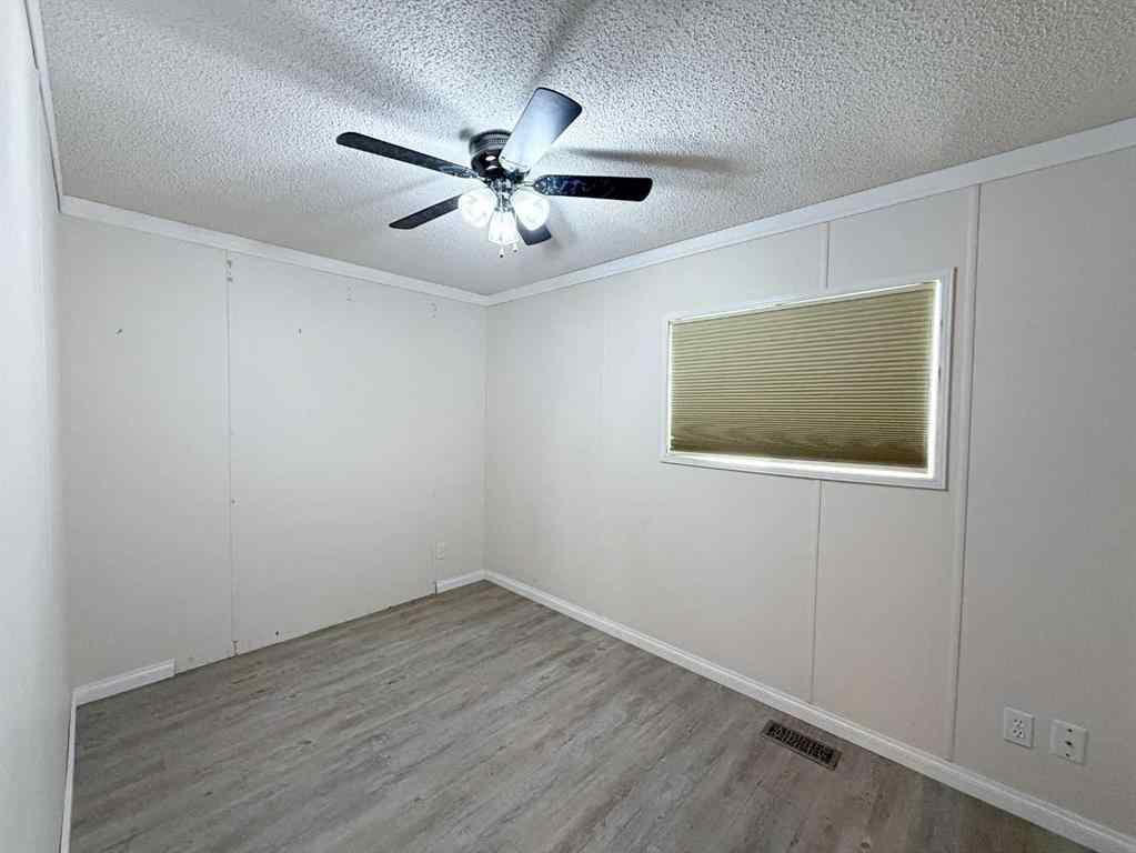 MLS® A2249835 - Unit #13 5800 46 Street  in NONE Olds, Mobile