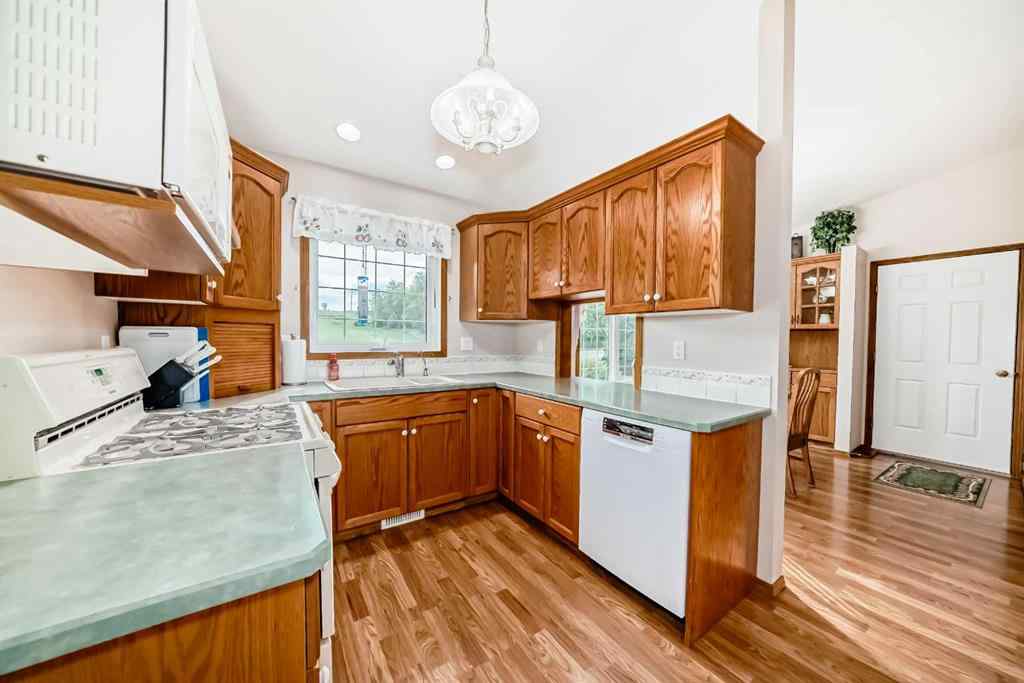 MLS® A2249836 - 4904 42 Street   in Riverside Ponoka, Residential