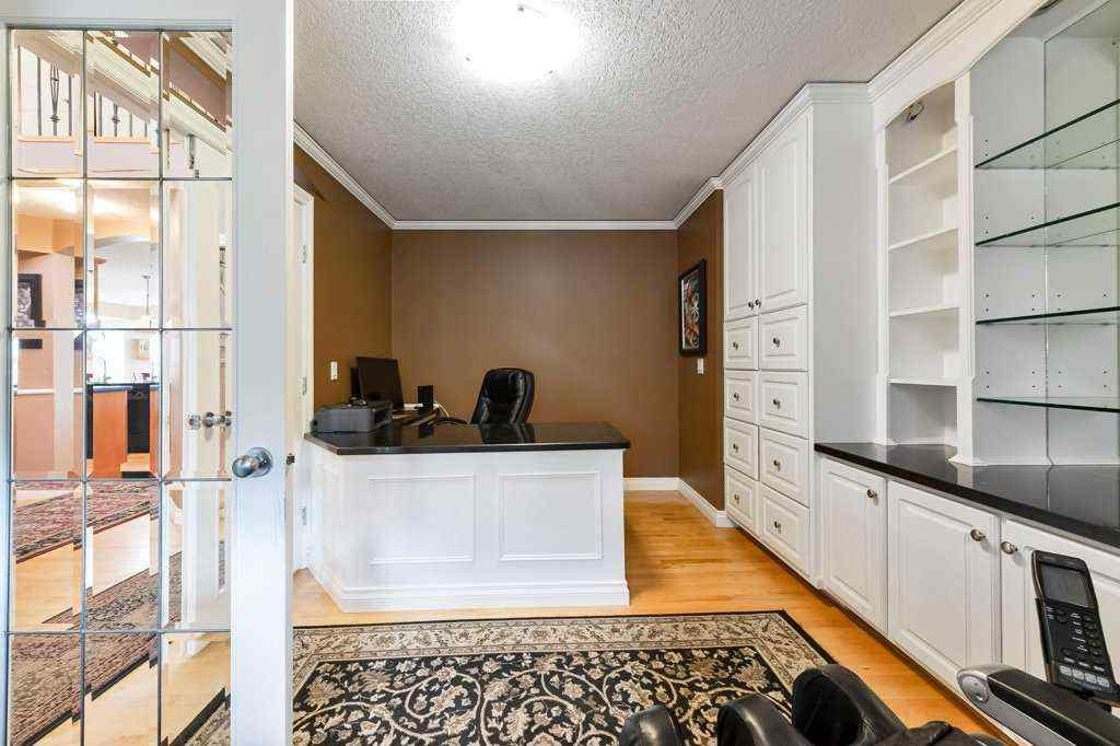 MLS® A2249841 - 6 Royal Birkdale Court NW in Royal Oak Calgary, Residential