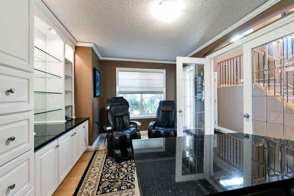 MLS® A2249841 - 6 Royal Birkdale Court NW in Royal Oak Calgary, Residential