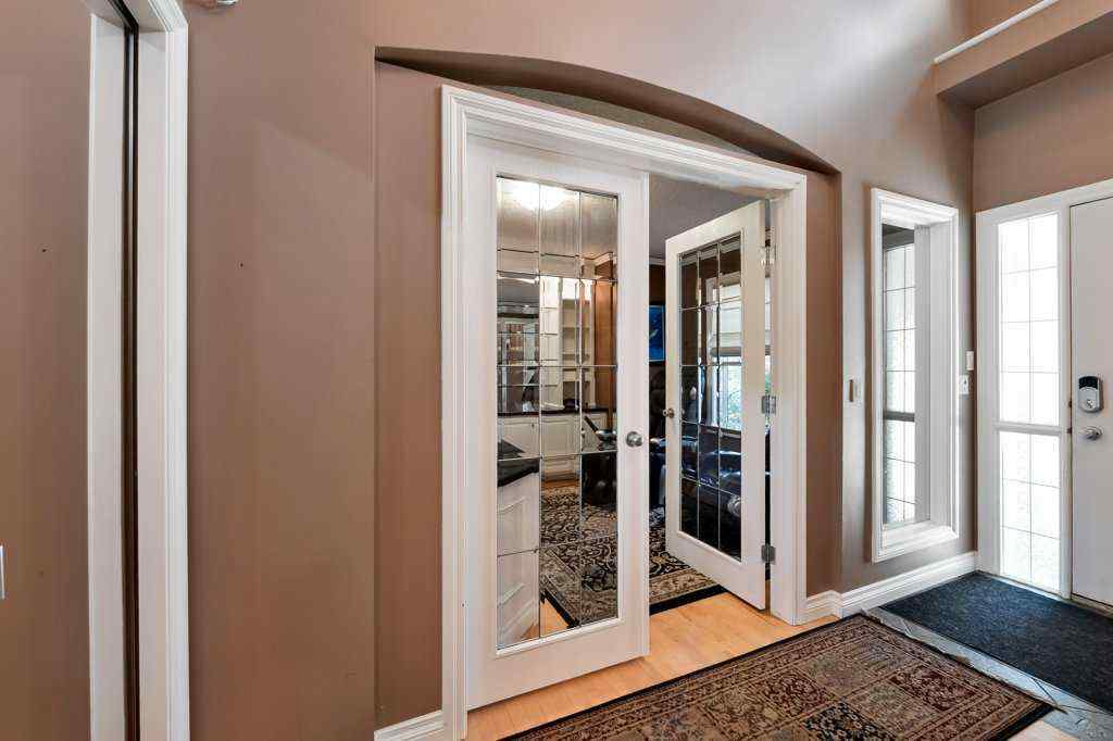 MLS® A2249841 - 6 Royal Birkdale Court NW in Royal Oak Calgary, Residential