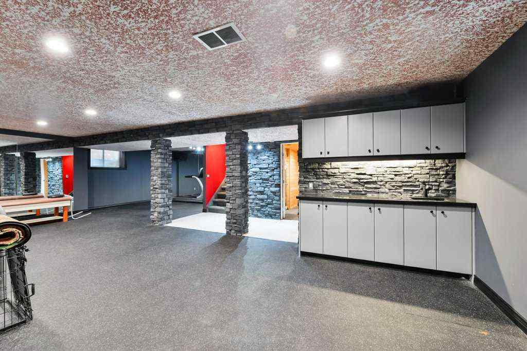 MLS® A2249841 - 6 Royal Birkdale Court NW in Royal Oak Calgary, Residential
