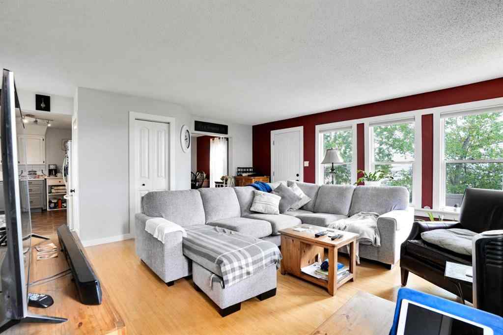 MLS® A2249845 - 8-1415 sec 582 Highway  in NONE Didsbury, Commercial