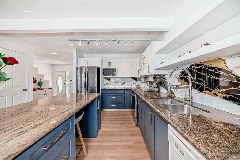 MLS® A2249850 - 262 Covewood Park NE in Coventry Hills Calgary, Residential