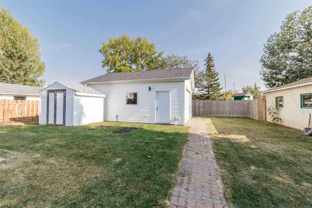 MLS® A2249853 - 49 Sylvan Drive  in Lakeview Heights Sylvan Lake, Residential