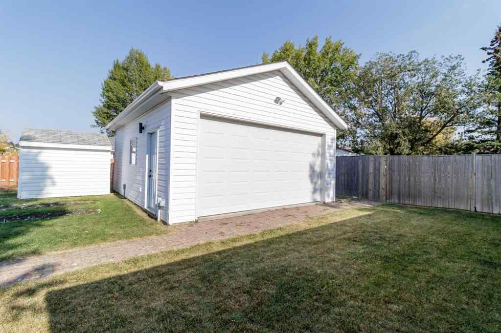 MLS® A2249853 - 49 Sylvan Drive  in Lakeview Heights Sylvan Lake, Residential