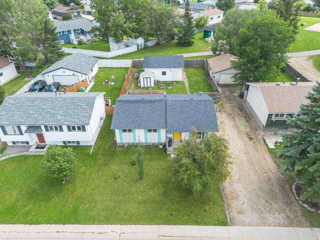 MLS® A2249853 - 49 Sylvan Drive  in Lakeview Heights Sylvan Lake, Residential