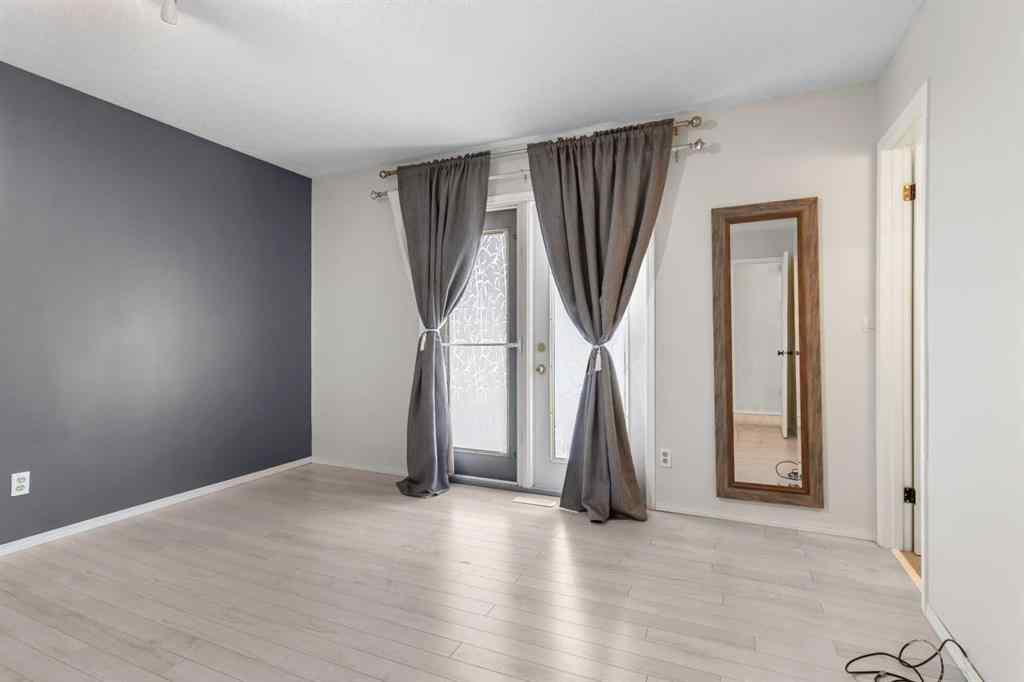 MLS® A2249853 - 49 Sylvan Drive  in Lakeview Heights Sylvan Lake, Residential