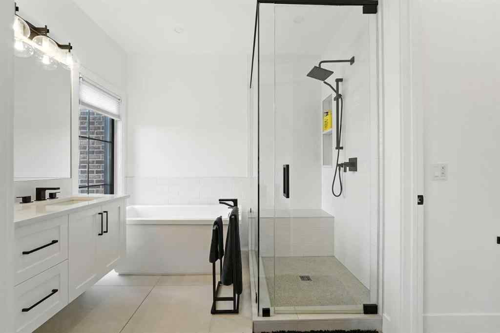 MLS® A2249856 - 140 Discovery Drive SW in Discovery Ridge Calgary, Residential