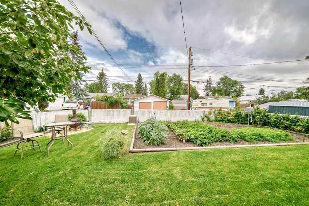 MLS® A2249861 - 5114 57 Ave   in Central Ponoka Ponoka, Residential