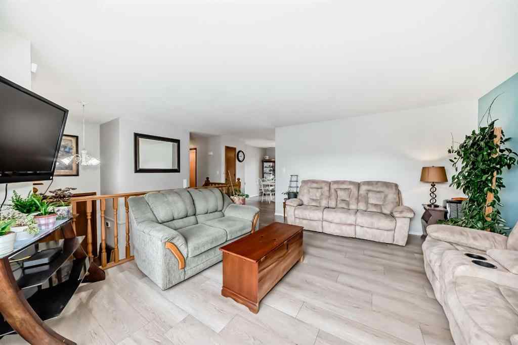 MLS® A2249861 - 5114 57 Ave   in Central Ponoka Ponoka, Residential
