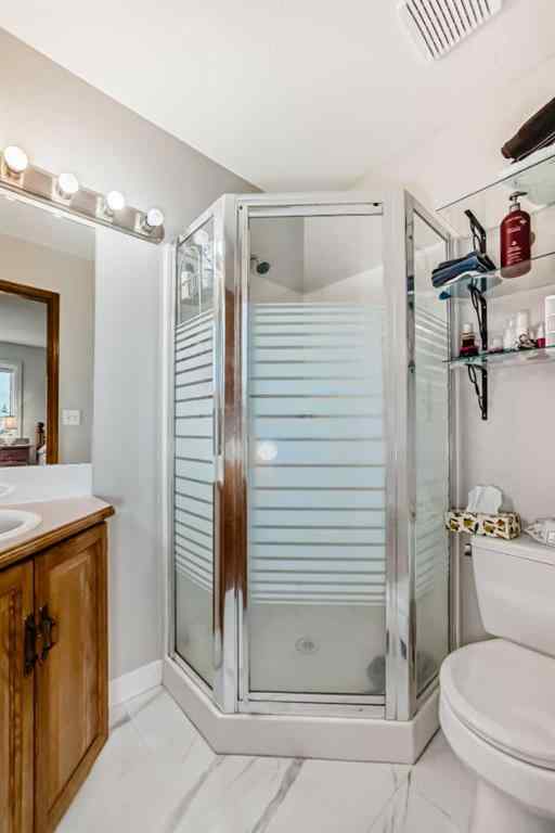 MLS® A2249861 - 5114 57 Ave   in Central Ponoka Ponoka, Residential