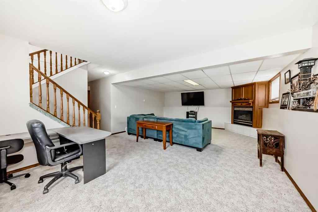 MLS® A2249861 - 5114 57 Ave   in Central Ponoka Ponoka, Residential