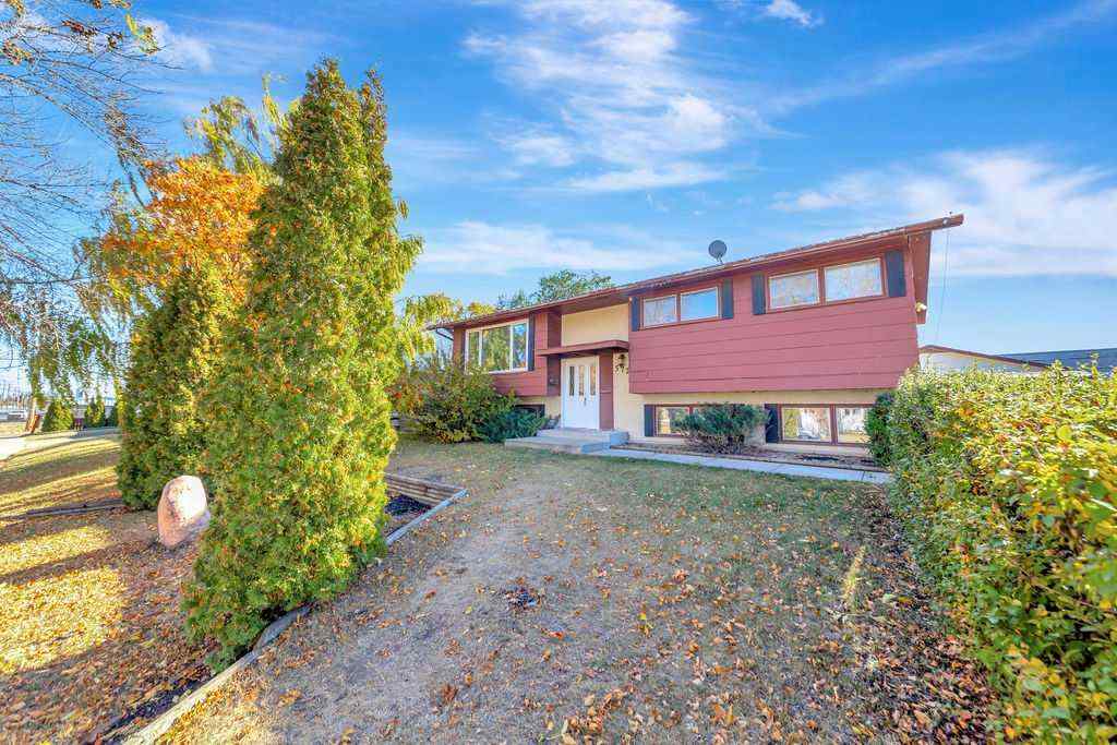 MLS® A2249867 - 5727 45 Street  in West Lloydminster Lloydminster, Residential