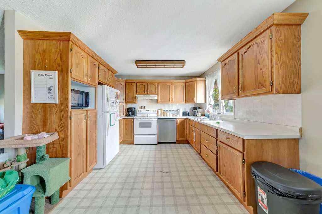 MLS® A2249867 - 5727 45 Street  in West Lloydminster Lloydminster, Residential